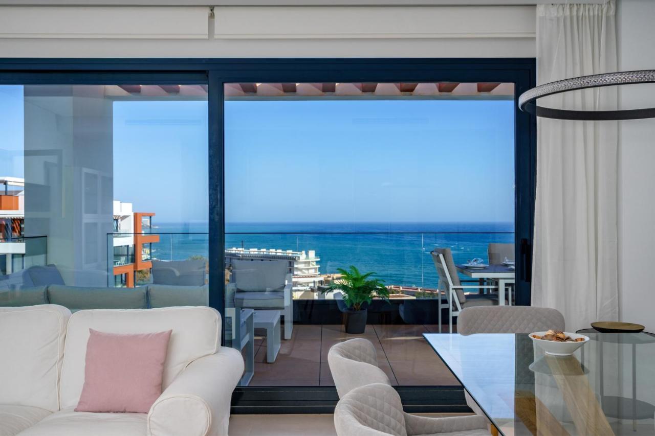 Middel Views Seaview In El Higueron By Costarentals - Ref 64 Apartament